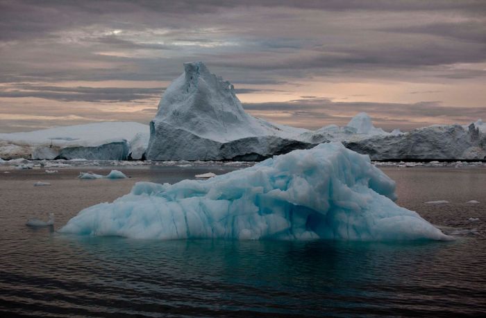 Icy Landscapes of Greenland (33 pics)