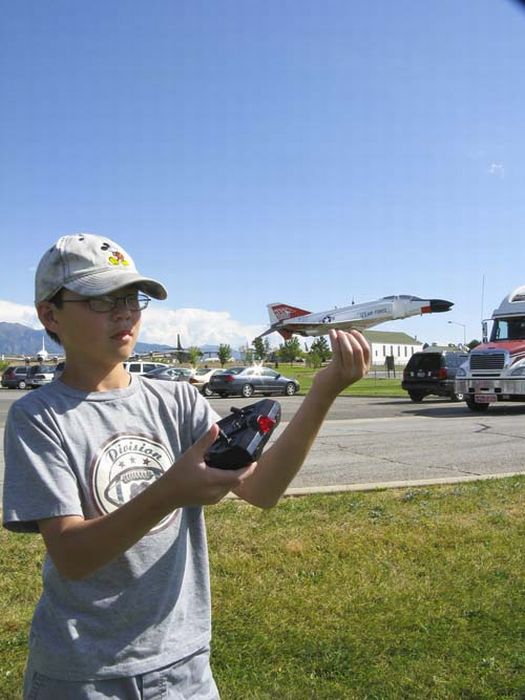 Great Forced Perspective Photography (60 pics)