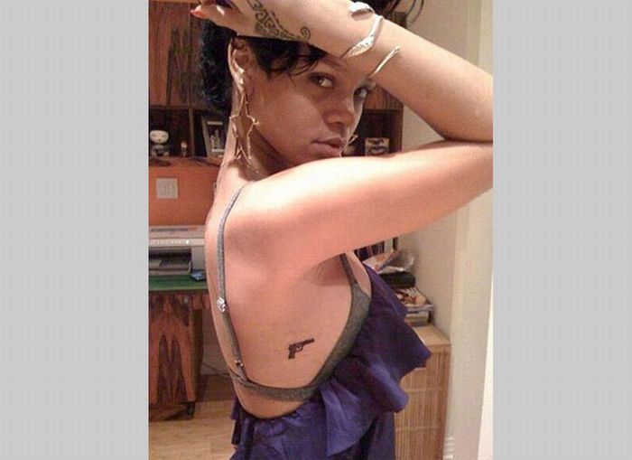 Check out Rihanna’s Tattoos (20 pics)