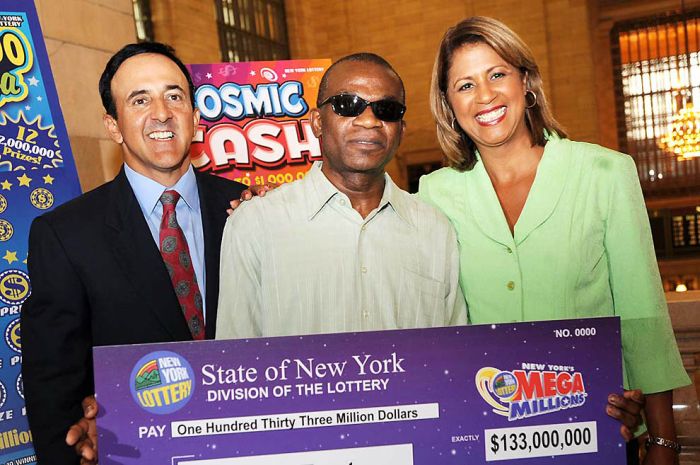 The Happiest Lottery Winners (24 pics)