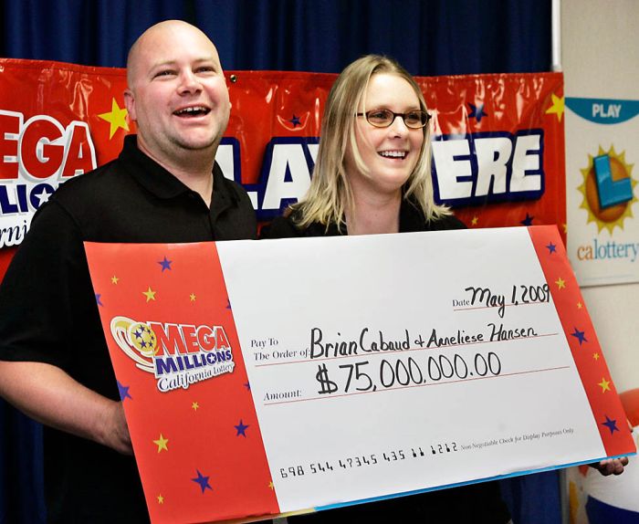 The Happiest Lottery Winners (24 pics)
