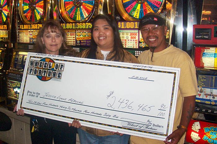 The Happiest Lottery Winners (24 pics)