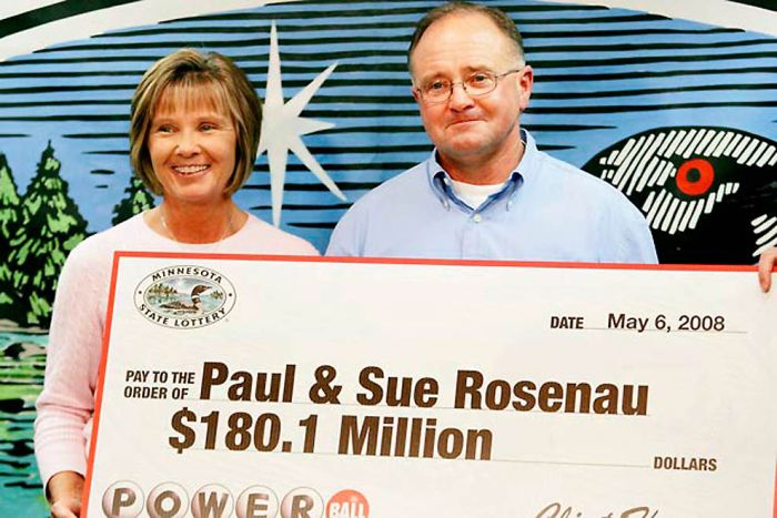 The Happiest Lottery Winners (24 pics)
