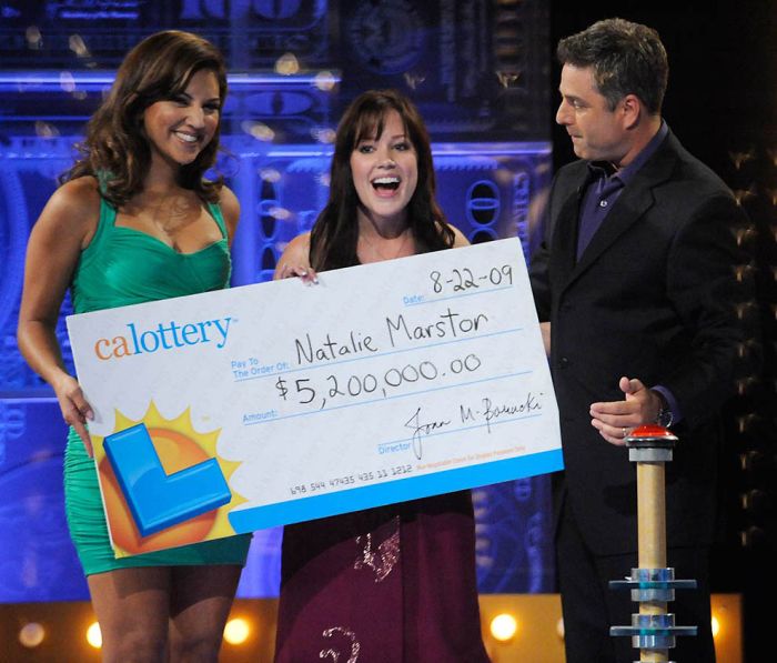 The Happiest Lottery Winners (24 pics)