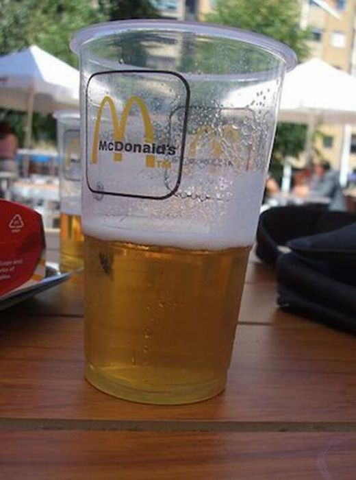 Fast Food in Different Countries (21 pics)