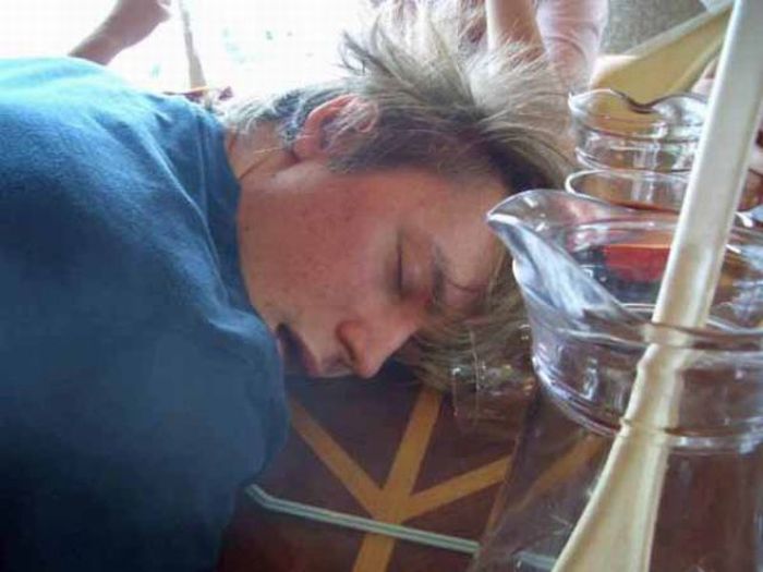Funny Drunk People (63 pics)