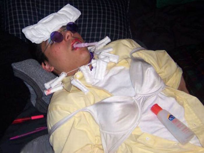 Funny Drunk People (63 pics)