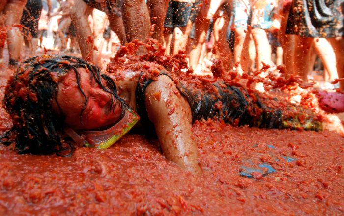 Tomatina Festival 2011: Epic Food Fight in Spain (19 pics)