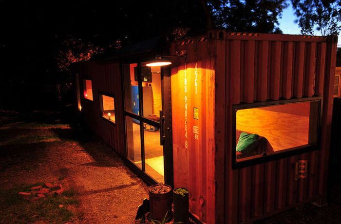 Ingenious Structures Made of Cargo Containers (11 pics)