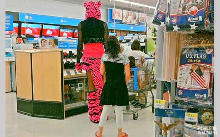 People of WalMart. Part 11 (56 pics)