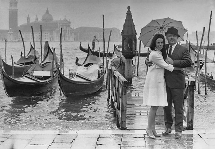 Retro Glamour: Celebrities in Venice (16 pics)