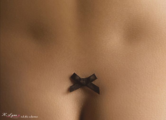 Brilliant Minimalist Print Ads. Part 2 (32 pics)