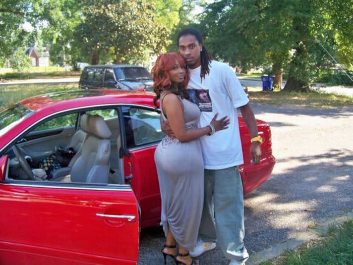 Girl With Huge Dignity (17 pics)