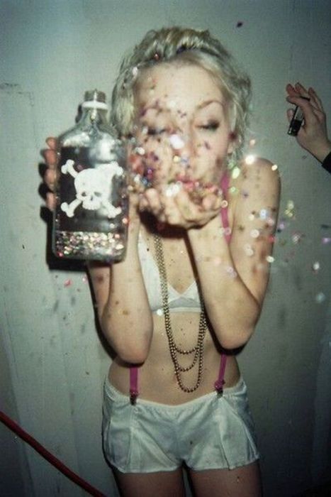 Acid Picdump (91 pics)