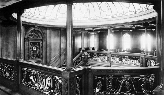 Astonishing Tour Inside The Titanic (25 pics)