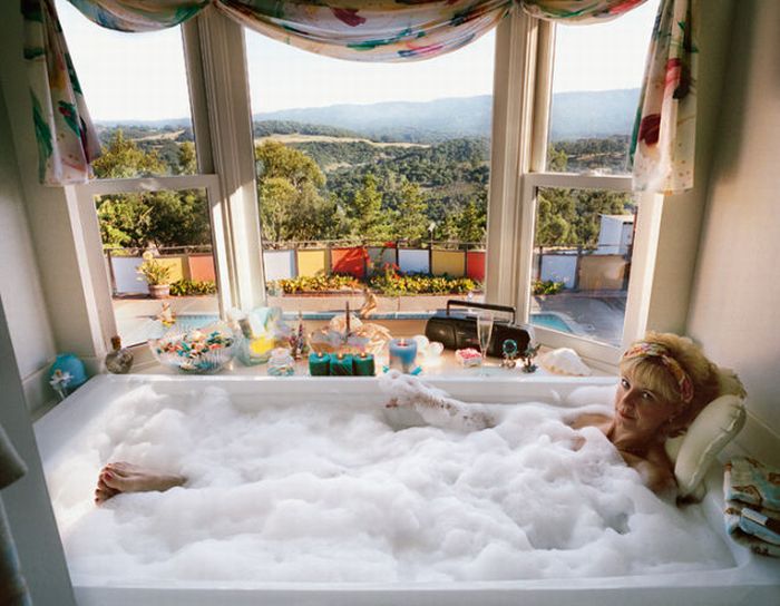 Suburbian Life In Photos by Beth Yarnelle Edwards (49 pics)