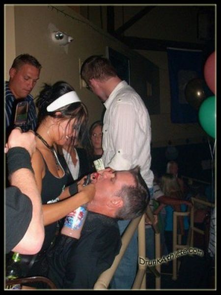 Professional Athletes Drunk Party (67 pics)