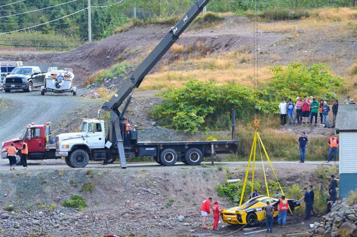 $1.5 Million Ferrari Enzo Crash (16 pics + video)