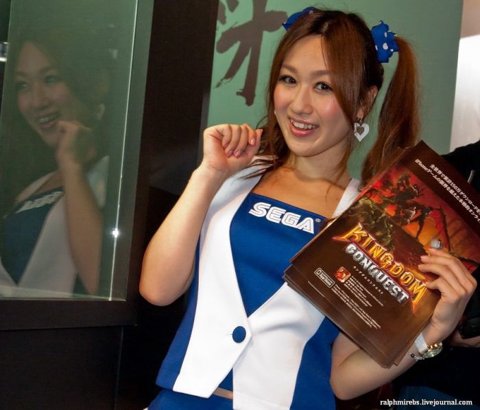 Awesome Cosplay of TGS 2011 (60 pics)