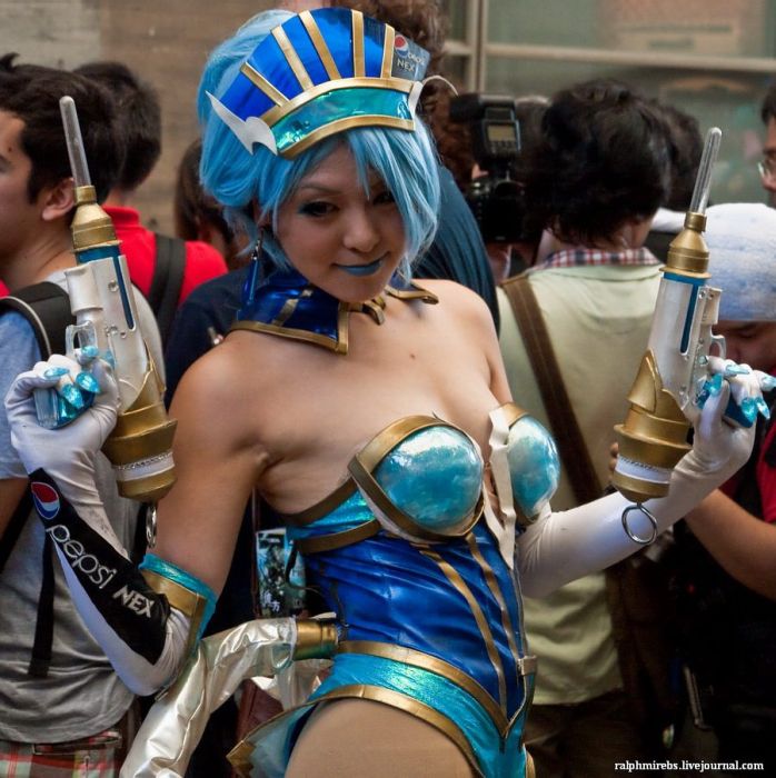 Awesome Cosplay of TGS 2011 (60 pics)
