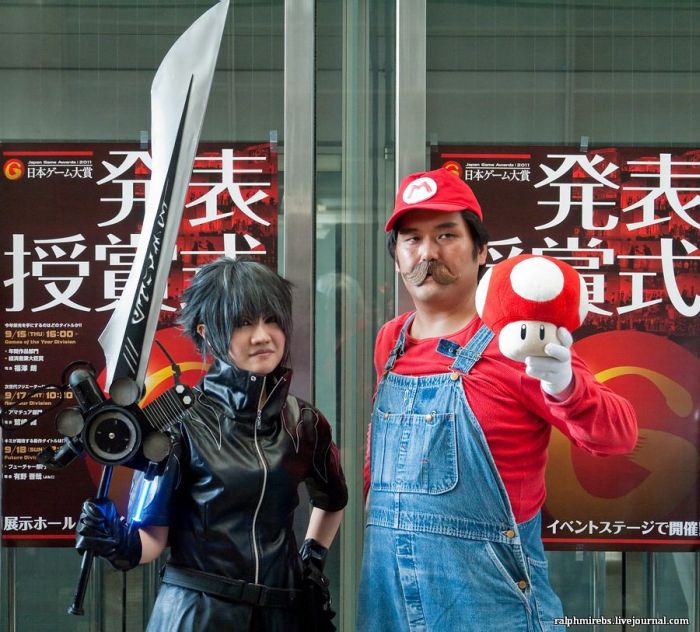Awesome Cosplay of TGS 2011 (60 pics)