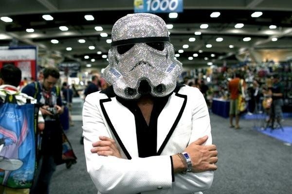 Amazing and Weird Stormtrooper Cosplay (20 pics)