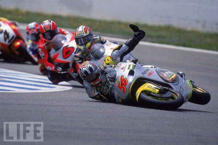 Motorbike Falls. Part 2 (31 pics)