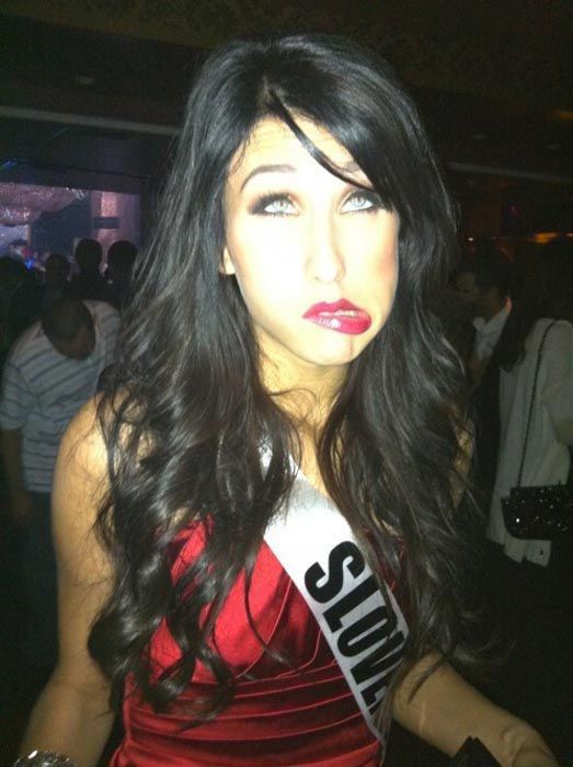 Funny Faces by Miss Universe Contestants (28 pics)