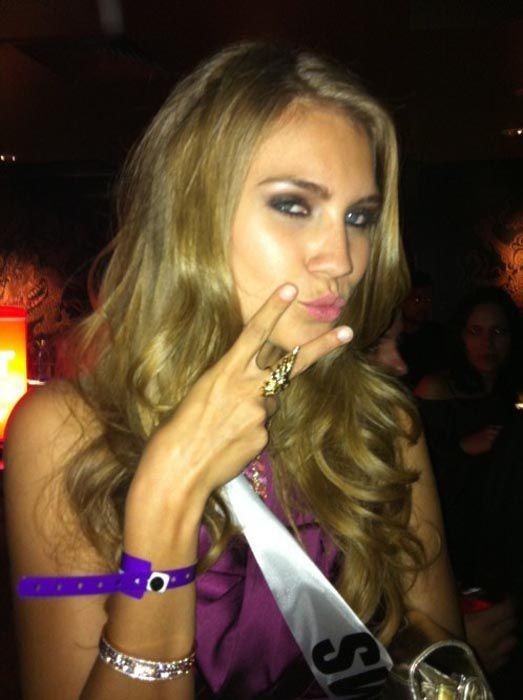 Funny Faces by Miss Universe Contestants (28 pics)
