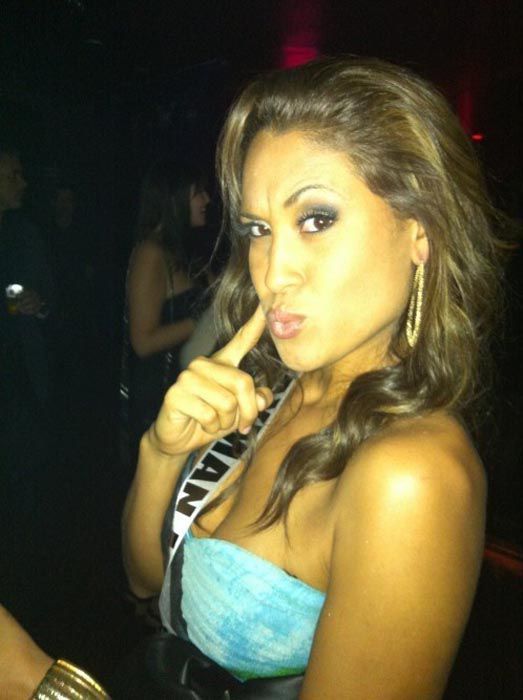 Funny Faces by Miss Universe Contestants (28 pics)