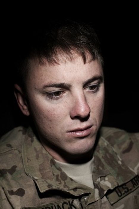 Faces of Soldiers in Afghanistan (14 pics)