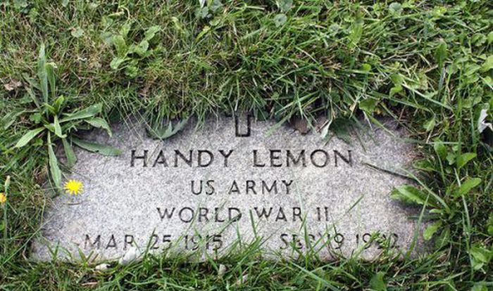 Food Named Tombstones (17 pics)