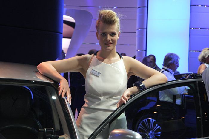 Cars and Girls of Frankfurt Auto Show (91 pics)