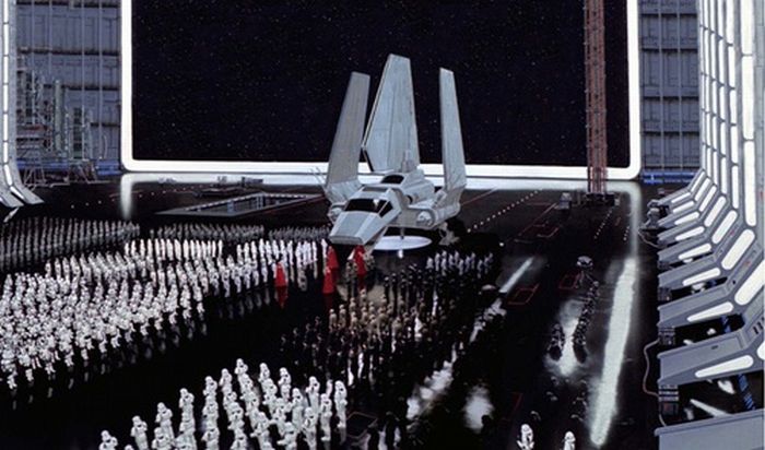 Arrival of the Emperor in Lego (19 pics)