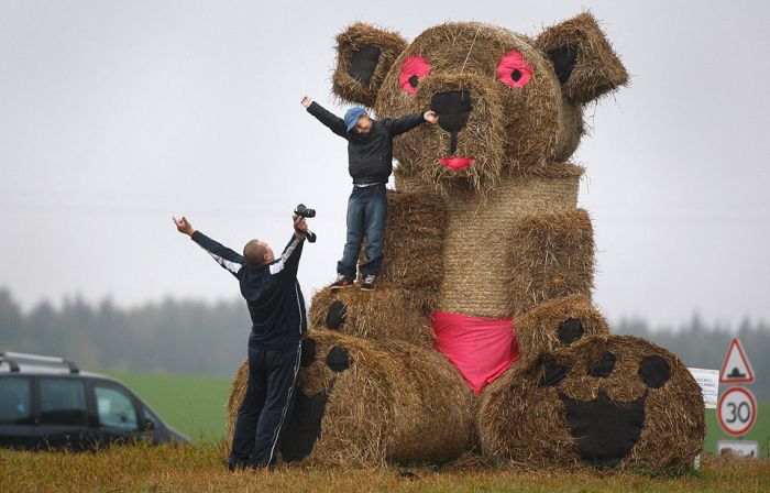 Acid Picdump (88 pics)