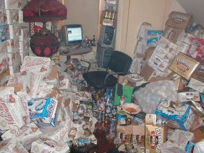 The Filthiest Apartments (25 pics)