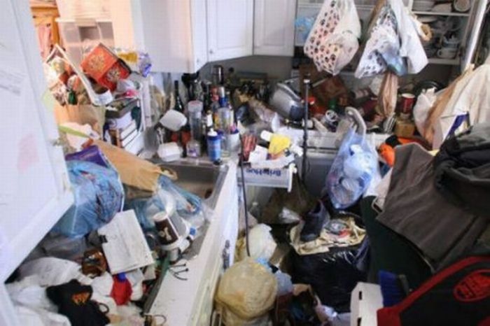 The Filthiest Apartments (25 pics)