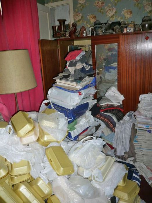 The Filthiest Apartments (25 pics)