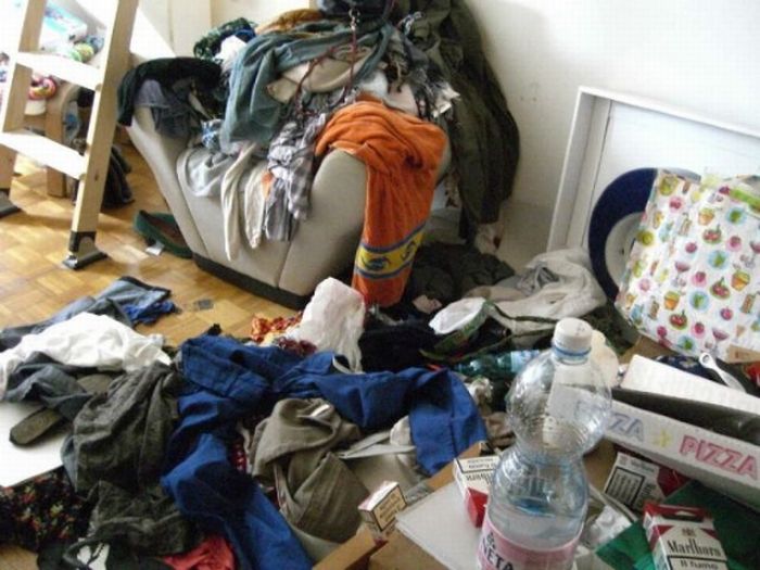 The Filthiest Apartments (25 pics)
