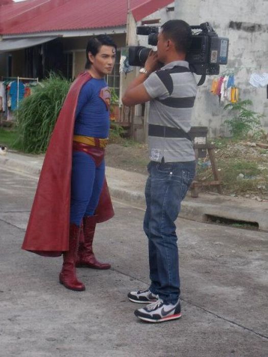 Real Life Superman (24 pics)