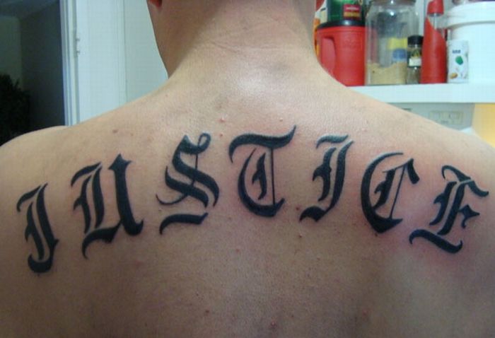 tattoo lettering tattoos awesome cool letter using izismile