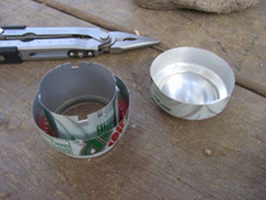 How to Make a Camping Stove out of a Can (11 pics)