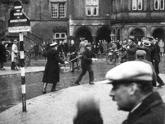 Old Photos of Netherlands. Part 2 (148 pics)