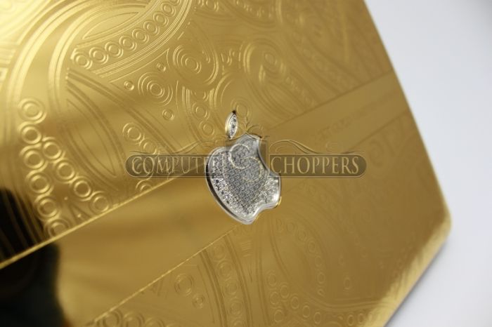 24kt Gold & Diamonds Graphic-Plated Macbook Pro (9 pics)