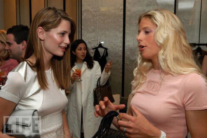 Mischa Barton's Timeline (42 pics)