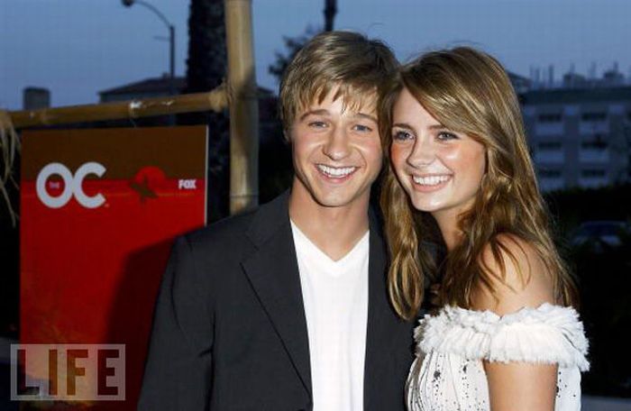 Mischa Barton's Timeline (42 pics)