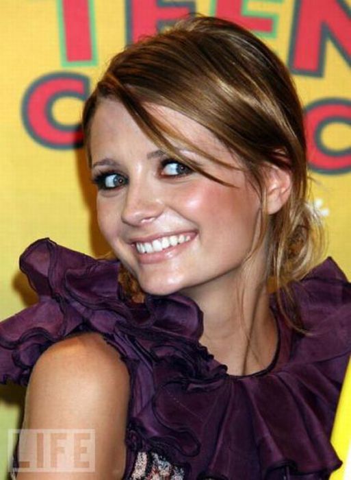 Mischa Barton's Timeline (42 pics)