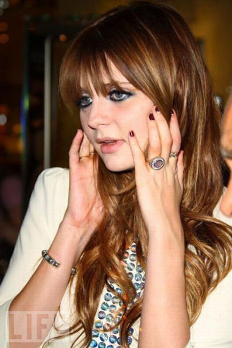 Mischa Barton's Timeline (42 pics)
