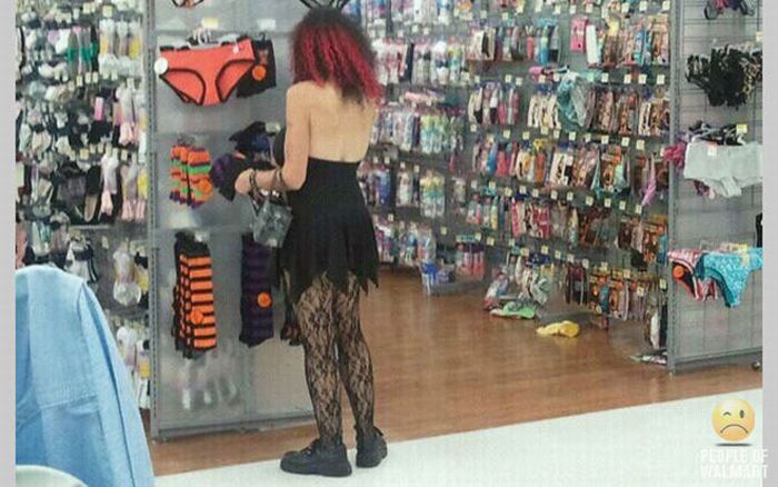 People of WalMart. Part 12 (46 pics)