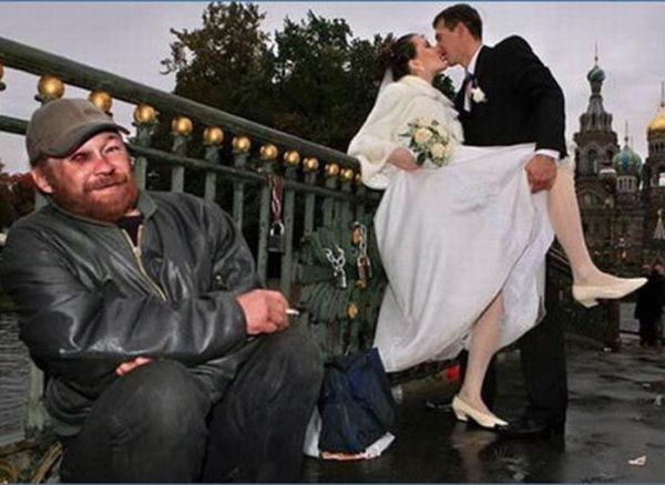 Weird and Funny Wedding Photos (58 pics)